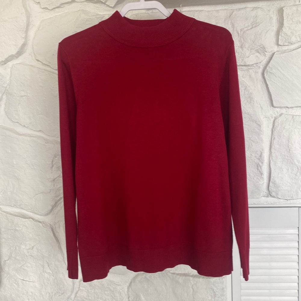 Roz & Ali Red soft long sleeve sweater mock turtleneck rib detail on hem & cuff